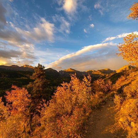 Frontier Mountain Retreat - Monthly Long-Term Vacation Rental 30 Days Minimum -- Estes Park Apts Eksteriør billede