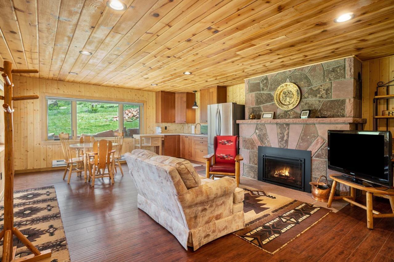 Frontier Mountain Retreat - Monthly Long-Term Vacation Rental 30 Days Minimum -- Estes Park Apts Eksteriør billede
